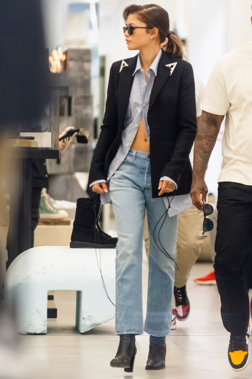 Học hỏi phong cách phối đồ thường ngày của các ngôi sao: Đơn giản mà thu hút! - 1