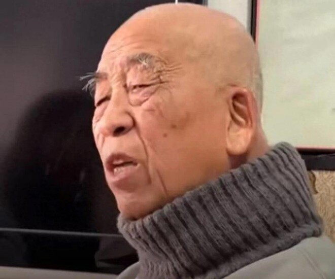 Ông Vương đã quen bạn gái hơn 50 tuổi được 2 năm.