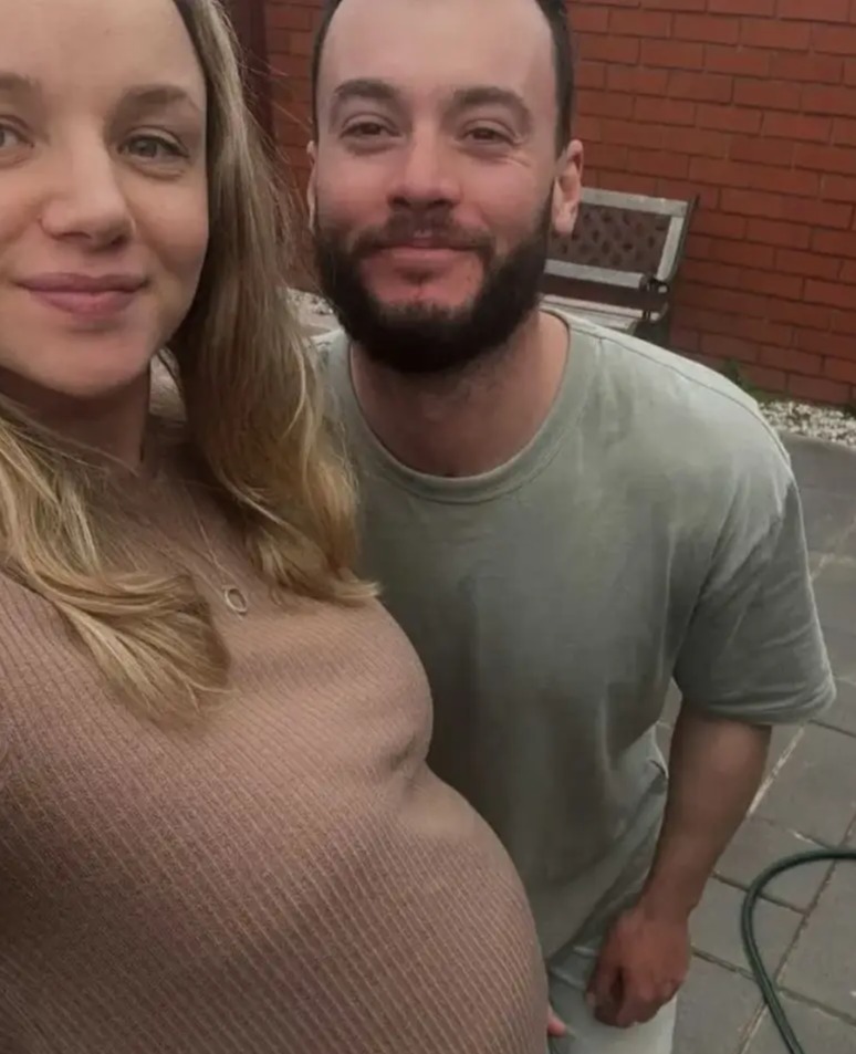 Em bé được cứu sống còn người mẹ thì không qua khỏi.