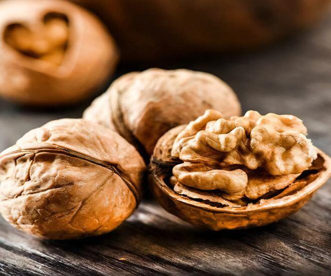 Quả óc chó chứa nhiều chất dinh dưỡng có lợi cho tế bào não. (Ảnh minh hoạ)