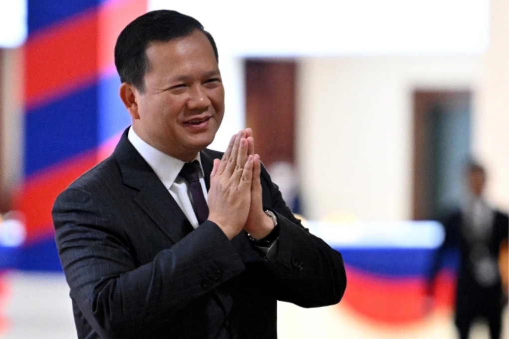 Trực thăng MH-60S trên tàu sân bay USS Carl Vinson ở Trung Đông hồi tháng 4. Ảnh: AP