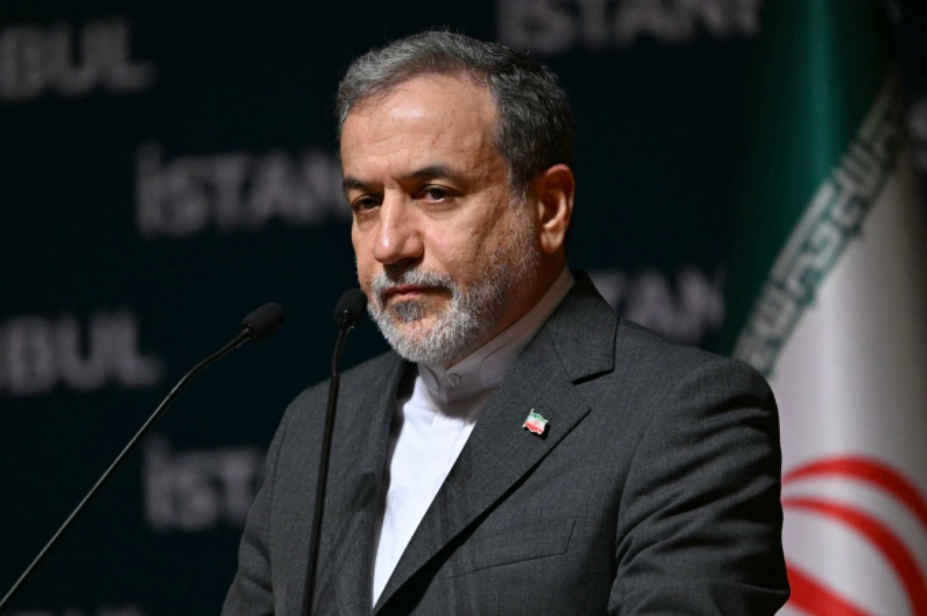 Ngoại trưởng Iran Abbas Araghchi tại cuộc họp báo ở Istanbul, Thổ Nhĩ Kỳ ngày 22/6. Ảnh: AFP