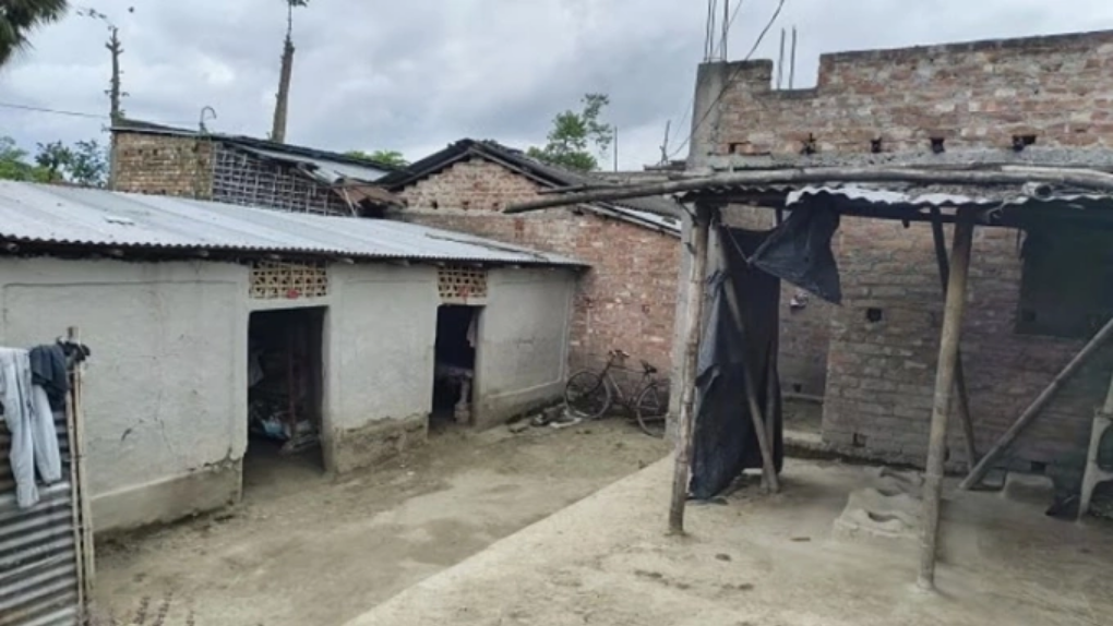 Ngôi nhà ở làng Temta, huyện Purnea, bang Bihar, nơi 5 người trong một gia đình bị sát hại hôm 6/7 vì bị nghi là phù thủy. Ảnh: Indian Express