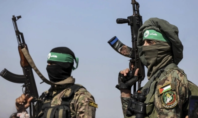 Các tay súng Hamas ở miền trung Dải Gaza hồi năm 2023. Ảnh: Reuters