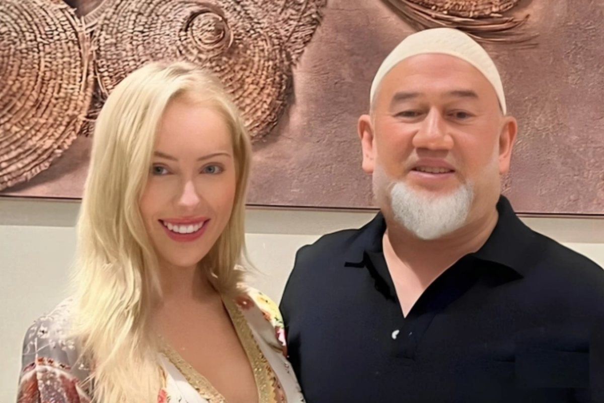 Brittany Porter và Quốc vương Muhammad V. Ảnh: its.brook.lynn / Instagram