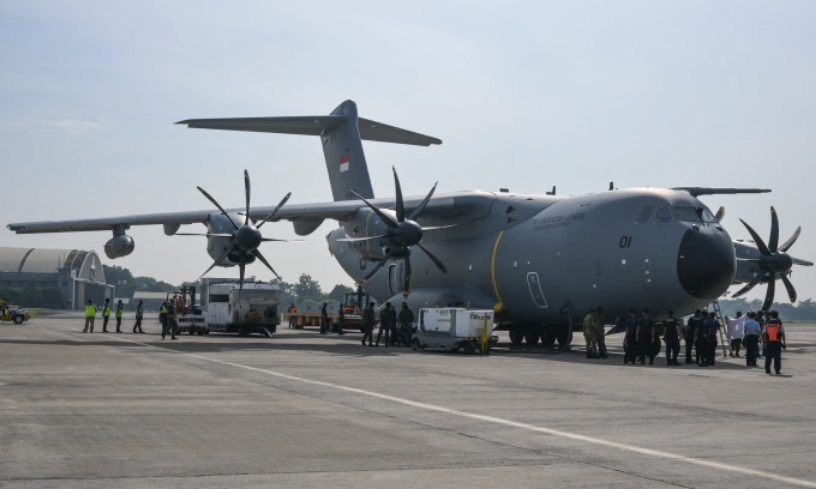 Vận tải cơ A400M tại lễ bàn giao ở căn cứ Halim, Jakarta hôm 3/11. Ảnh: AFP