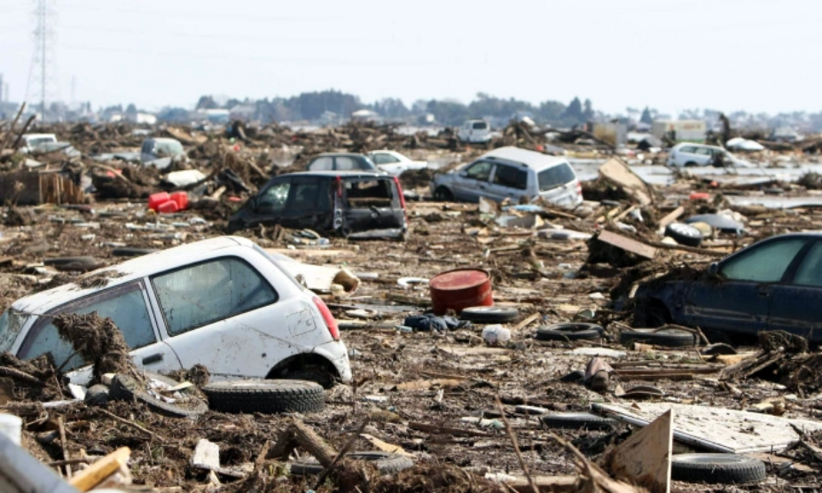 Cảnh tan hoang tại thành phố Sendai, Nhật Bản sau trận sóng thần do động đất năm 2011. Ảnh: AFP
