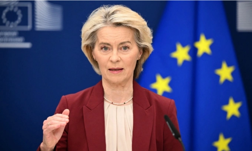 Chủ tịch Ủy ban châu Âu (EC) Ursula Von der Leyen tại một cuộc họp báo tại Brussels, Bỉ, ngày 3/12. Ảnh: AFP