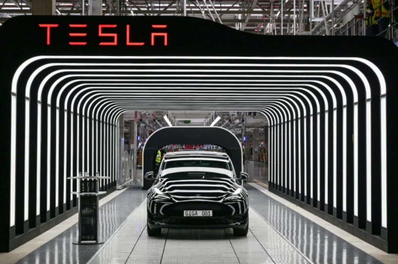 Những chiếc xe Model Y tại lễ khai trương nhà máy Tesla Gigafactory tại Gruenheide, Đức, ngày 22/3/2022. Ảnh: Reuters