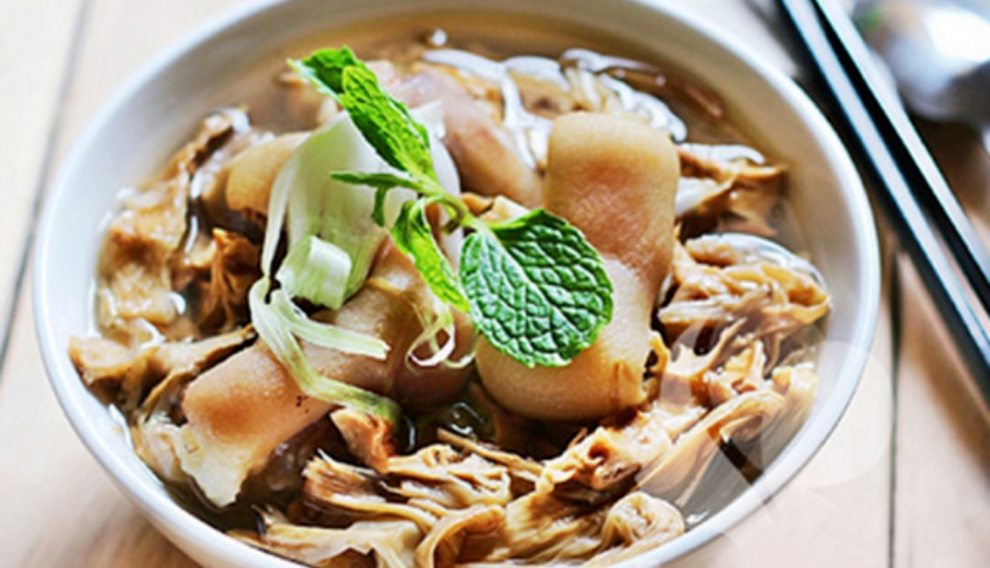 Măng khô hầm ngon ai cũng thích