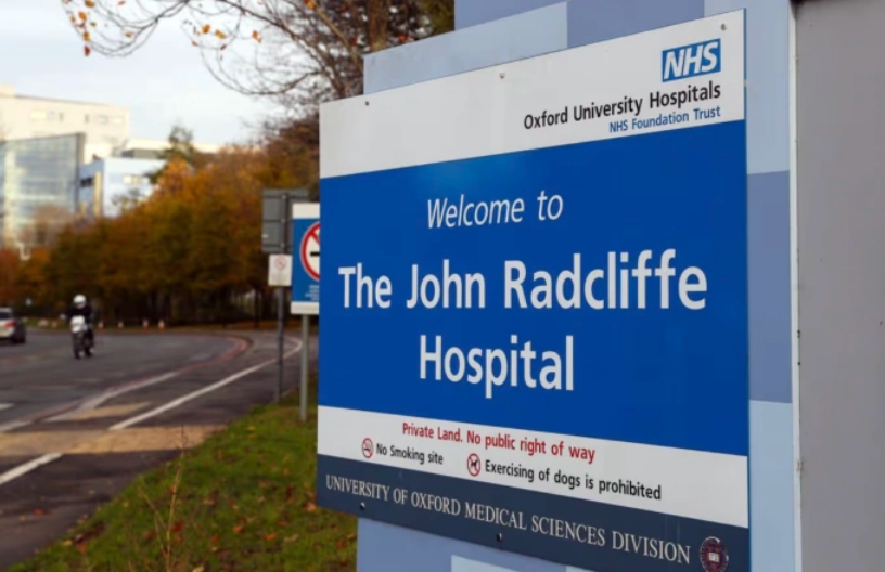 Bệnh viện Phụ sản Bệnh viện John Radcliffe ở Oxford, Anh, nơi xảy ra sự việc. Ảnh: Mirror