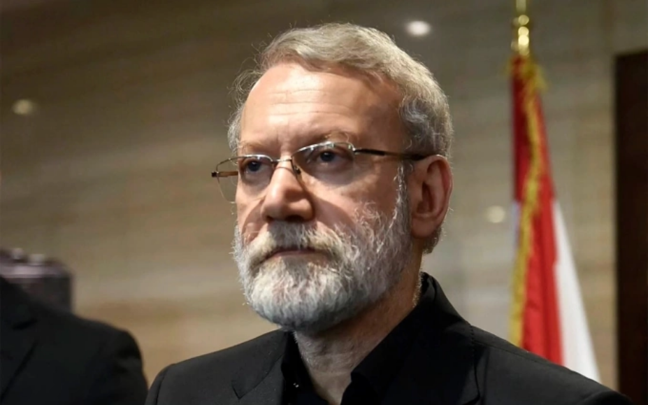 Ali Larijani, thư ký Hội đồng An ninh Quốc gia Iran, khi thăm Lebanon vào tháng 8/2025. Ảnh: AFP