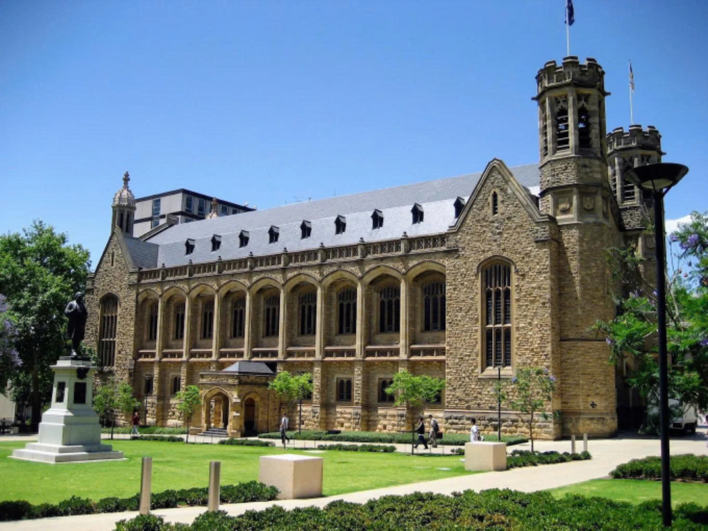 Một tòa nhà tại Đại học Adelaide. Ảnh: Marco Hueg