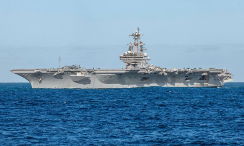 Tàu sân bay USS George H.W. Bush tại Đại Tây Dương tháng 10/2025. Ảnh: US Navy