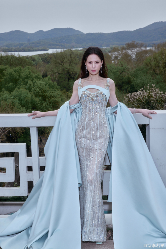 Diễn viên Lý Nhược Đồng, 60 tuổi. Ảnh: Weibo