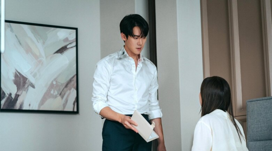 Tôi nhìn cô ấy, nước mắt tuôn ra không kìm được. (Ảnh minh họa)