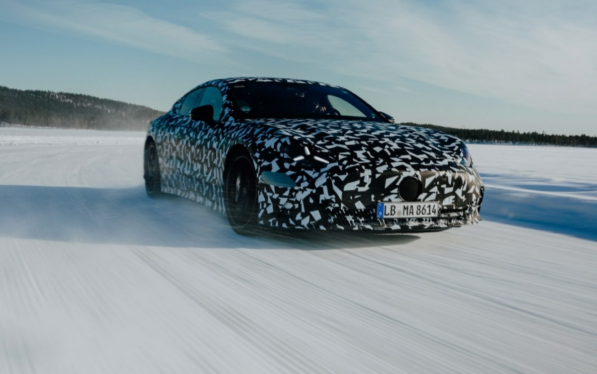 Siêu xe điện Mercedes-AMG GT Coupe 4 cửa lộ thông số 'khủng': 3 động cơ điện, phanh gốm carbon, treo khí nén- Ảnh 1.