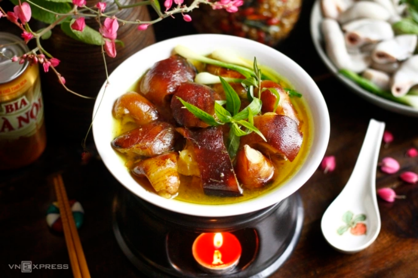 Giả cầy ngon hơn khi nấu hai lửa. Ảnh minh họa: Bùi Thủy