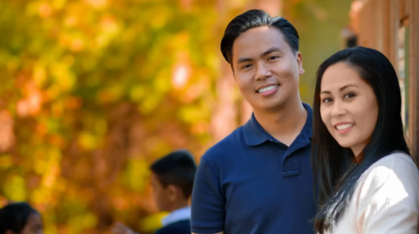 Triệu phú tự thân Jonathan Sanchez và vợ Jacqueline. Ảnh: Jonathan Sanchez