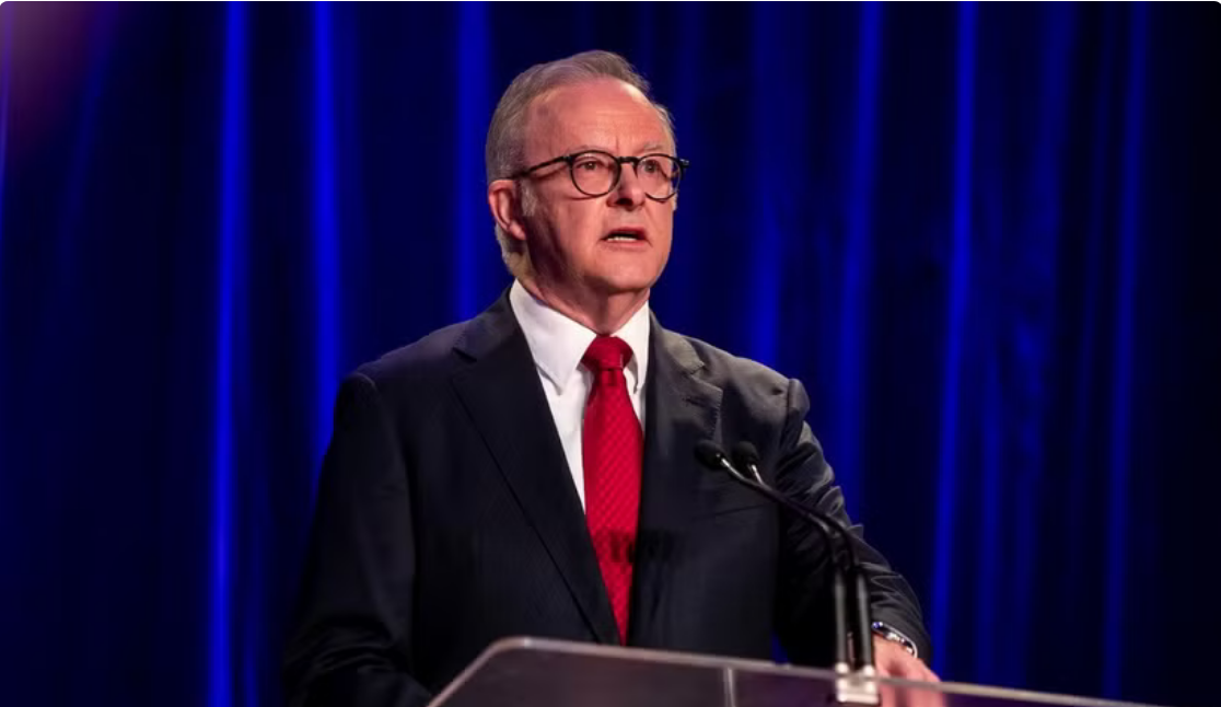 Thủ tướng Australia Anthony Albanese phát biểu tại Sydney. (Ảnh: THX/TTXVN)